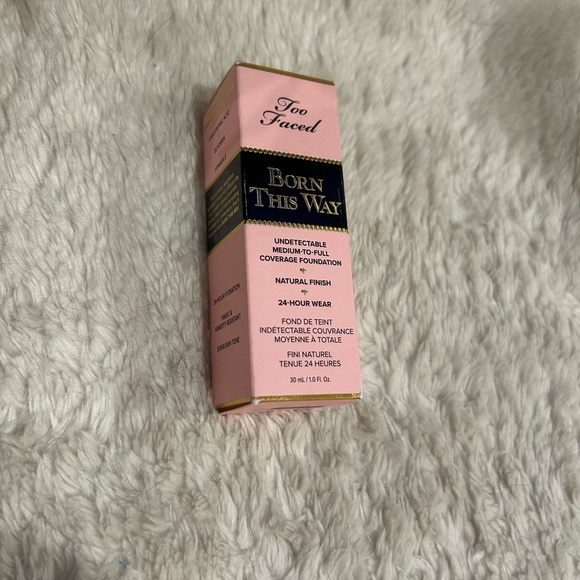 Too Faced Born This Way Foundation in Ivory - Picture 5 of 6